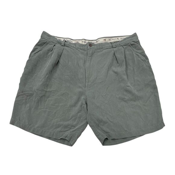 Tommy Bahama Gray 100% Silk Pleated Shorts 42 - Picture 1 of 3